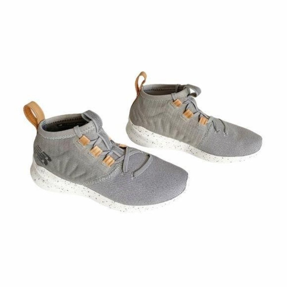 New Balance Cypher Run Gray Knit Sneaker NWOB Sz 5